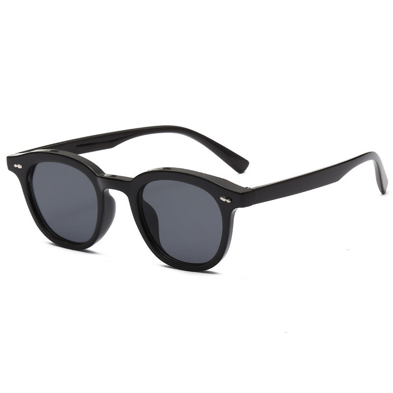 Retro Beige Nail-Detail Fashion Sunglasses