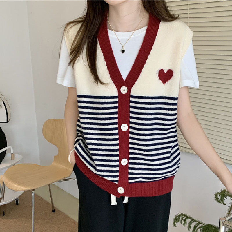 Multi-colored Stripe Heart-shaped Knitted Vest For Women Retro Outerwear Vest For Women
