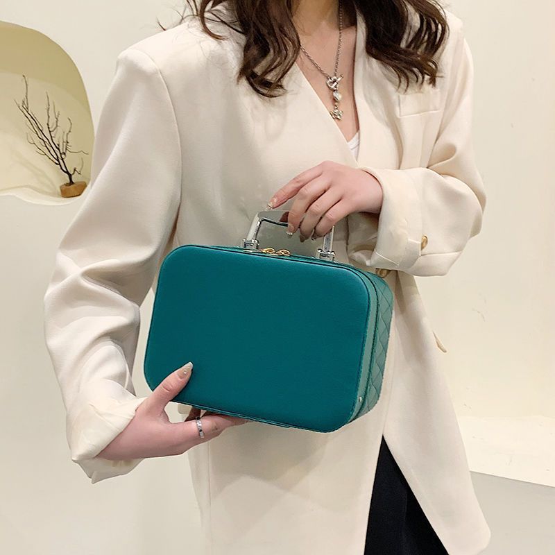 Cosmetic Bag with Mirror – Rhombus Embroidery Double-Layer Storage Caseesign Fashion Rhombus-Embroidery Double-layer Suitcase Large Capacity Make-up Storage Bags For Women