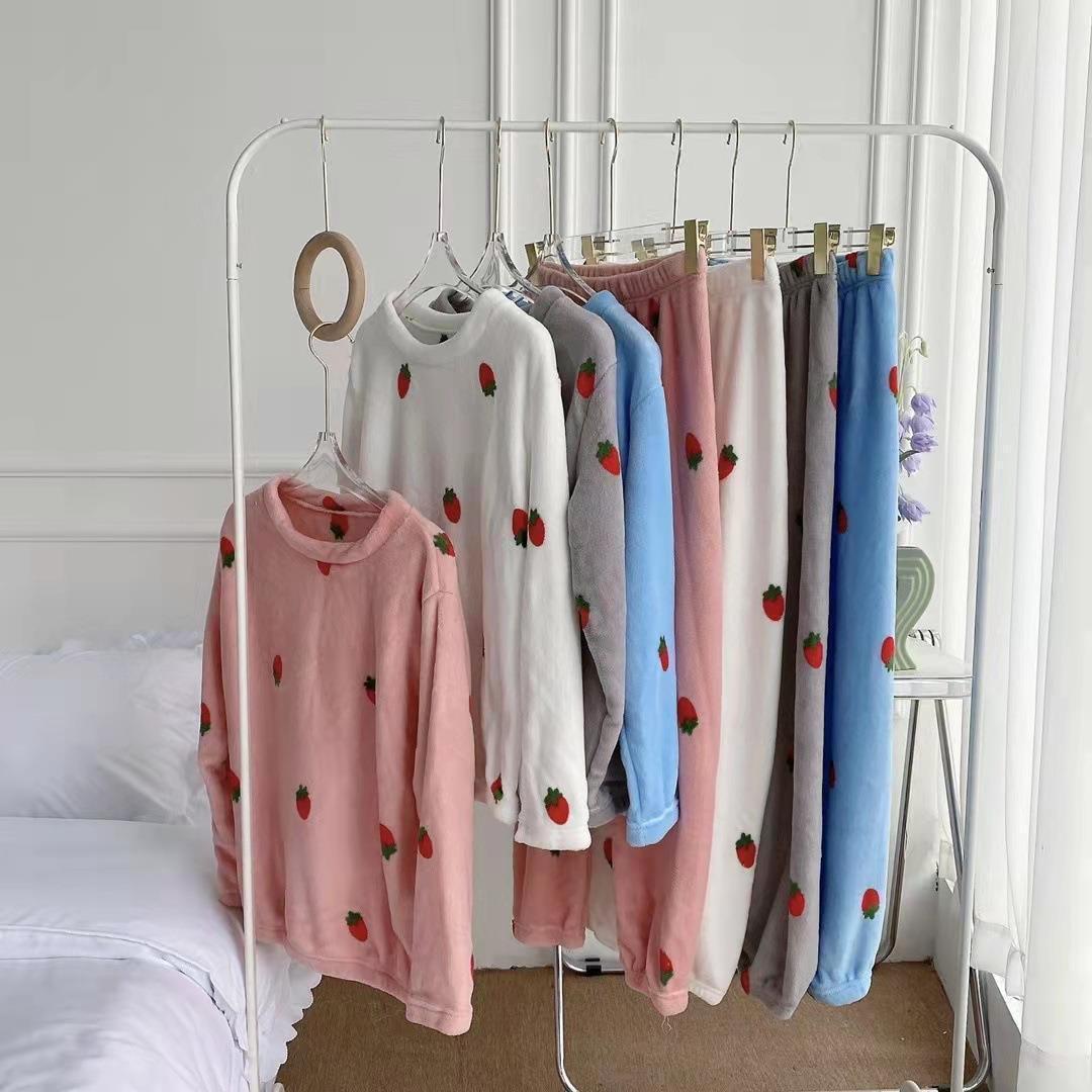 Bear Print Coral Velvet Pajamas Suit