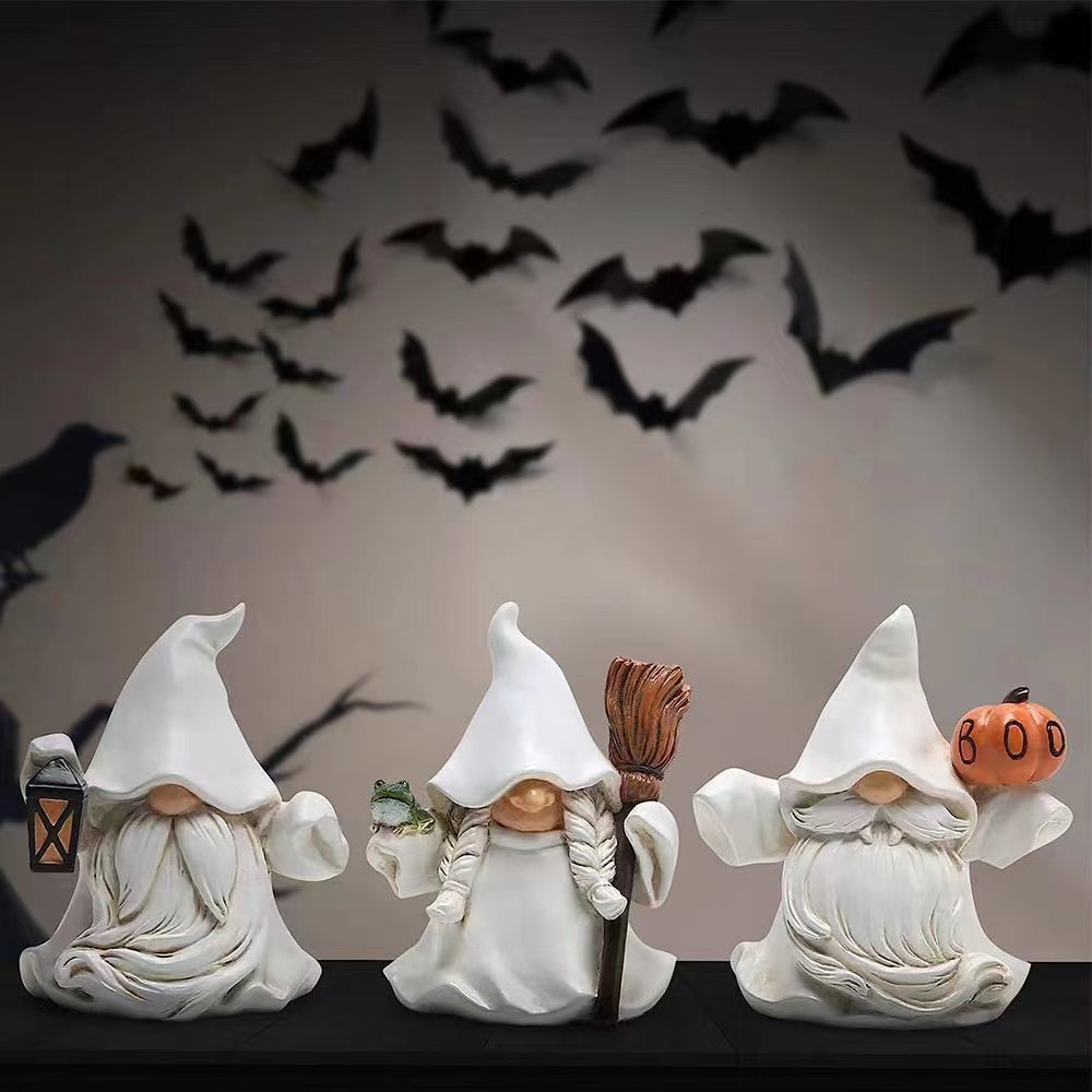 Resin Halloween Garden Decor Lantern Old Man Statue 10cm